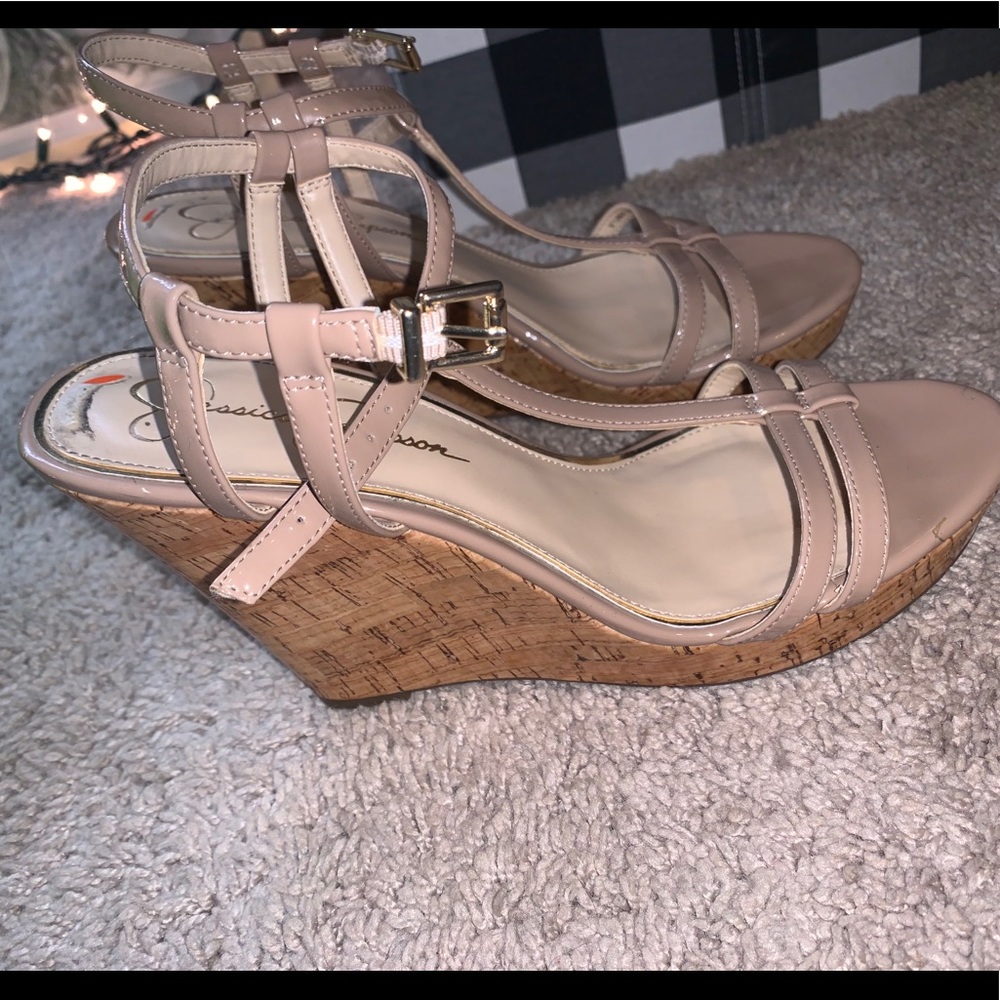 Nude platforms